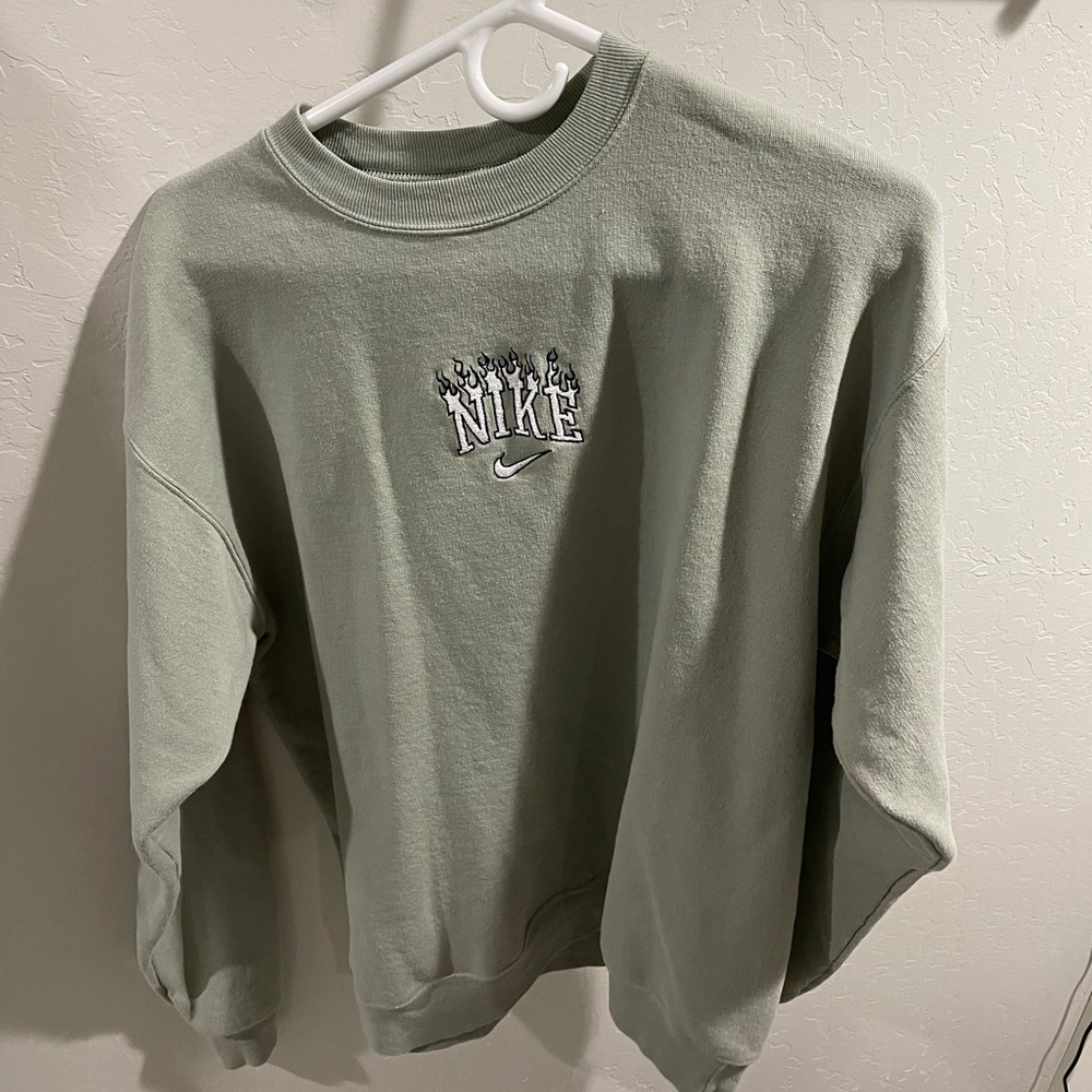 Nike Embroidered “Flame” Logo Crewneck